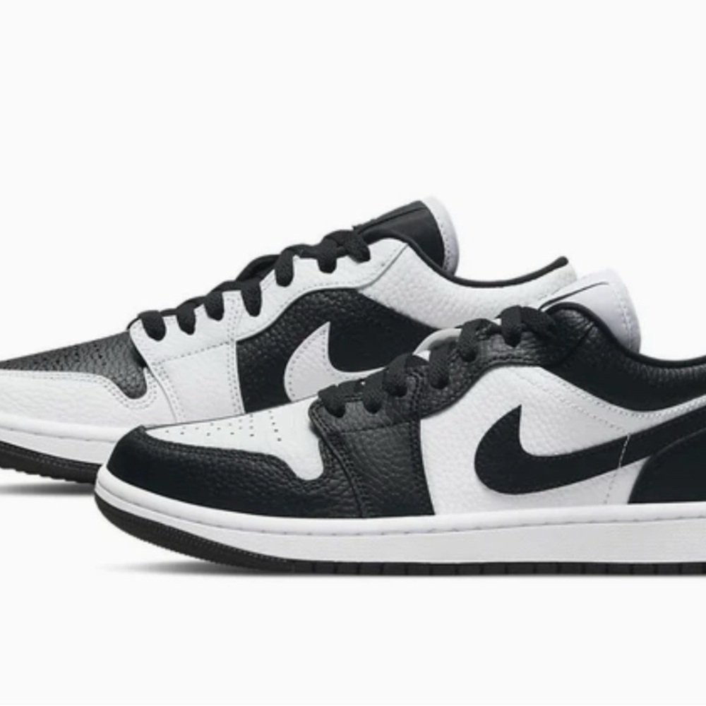 Jordan 1 Low SE Homage Split White Black  (Women’s) Sneakers